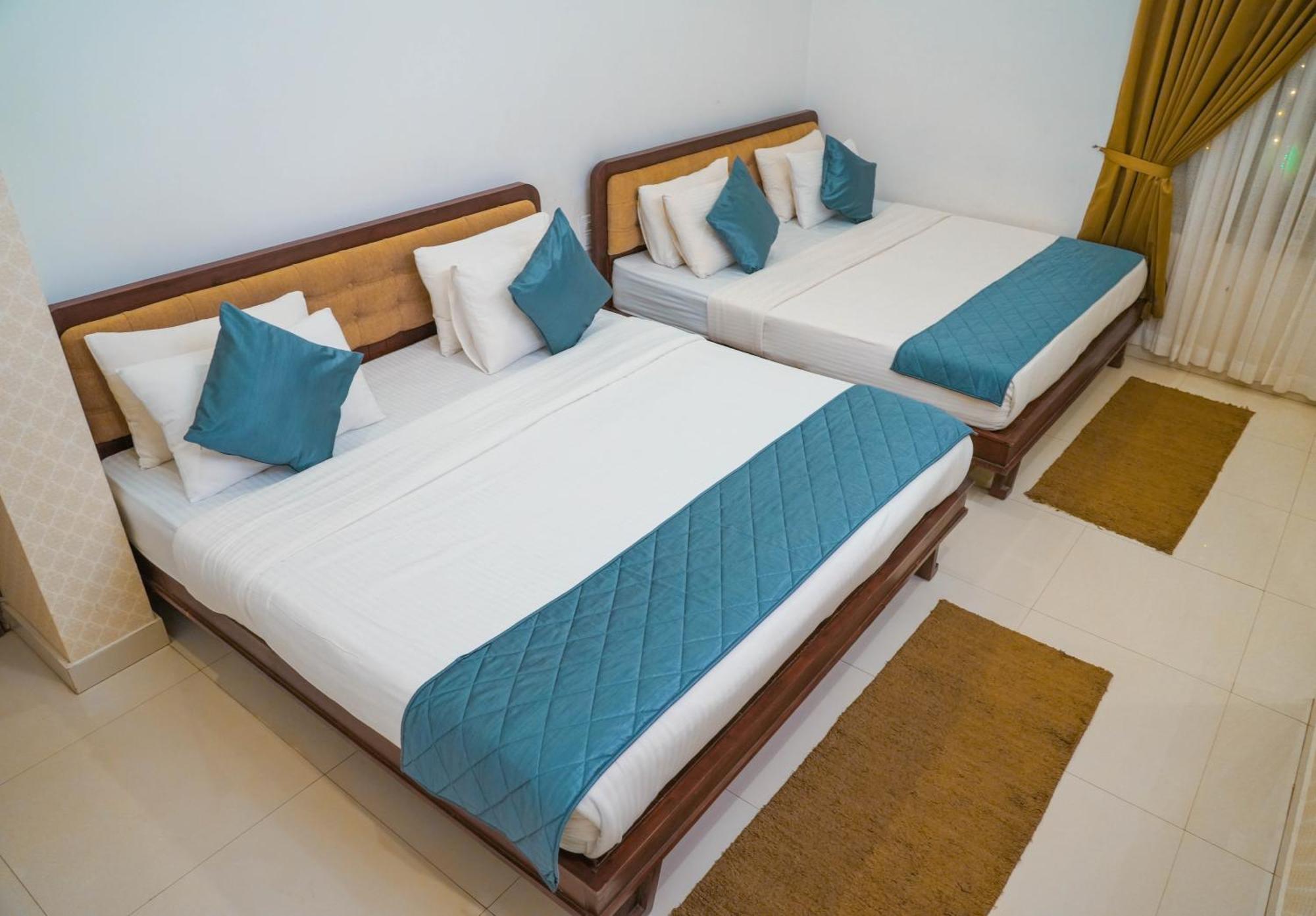 Athirappilly Rainland Resort Exterior photo